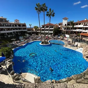 sunnyapartment201.tenerifehoteles.net/